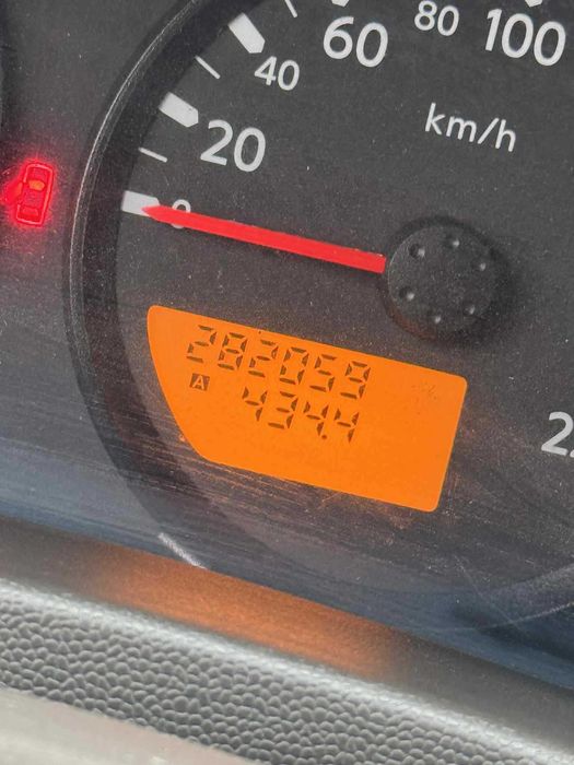 Nissan navara D40 2005r.