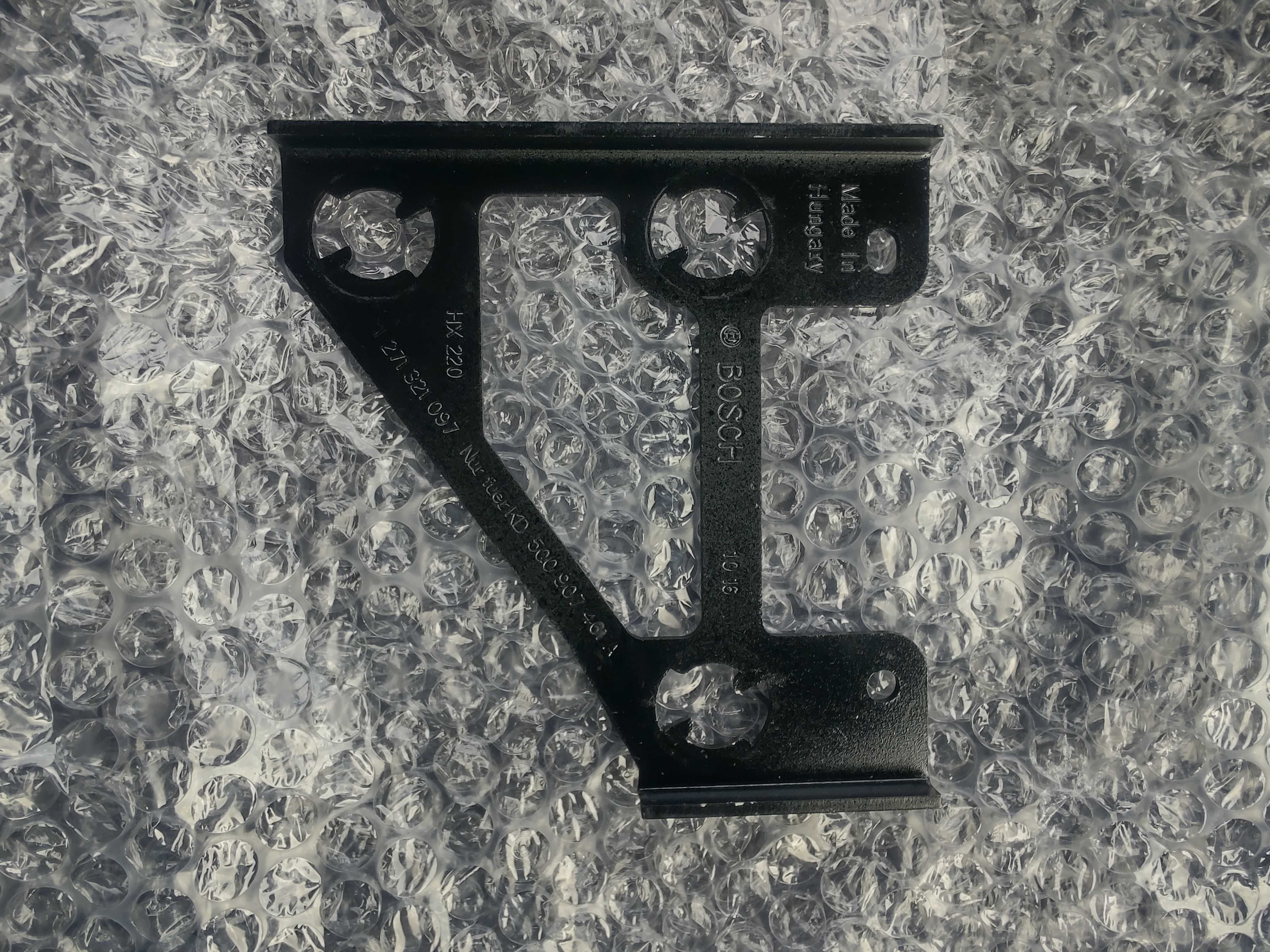 Кронштейн кріплення радар audi vw wv 5G0998561 5Q0907461 audi vw