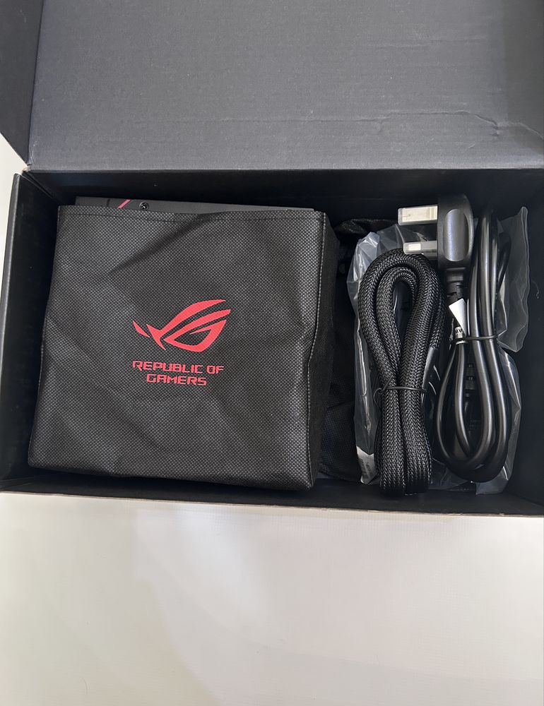 Блок живлення Asus Rog Strix 1000w