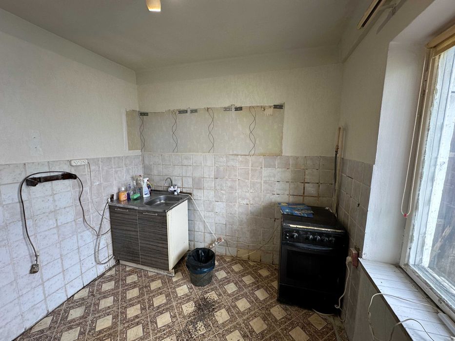 Продам 3-к раздельную квартиру 73 м2 на Русановке по бул. Шамо 13-А