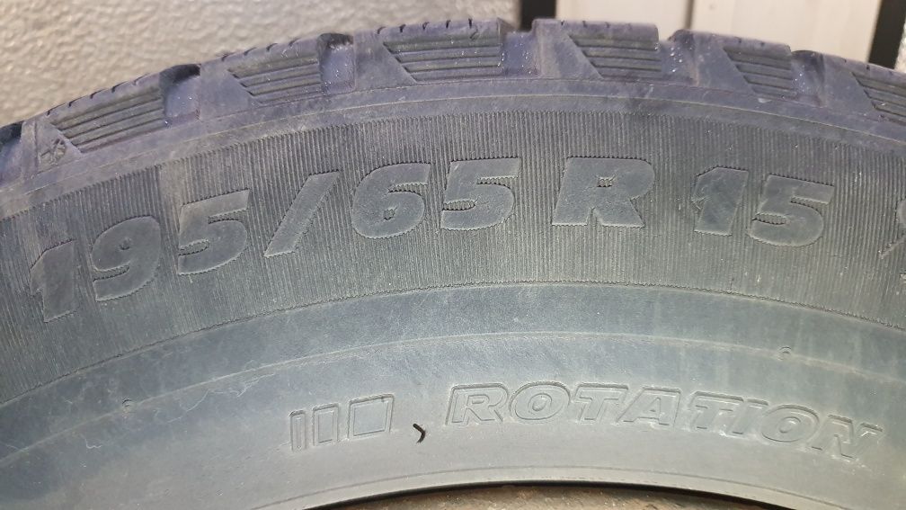 Koła zimowe felgi stalowe 15 cali opony 195/65 R15 VW Audi Seat Skoda