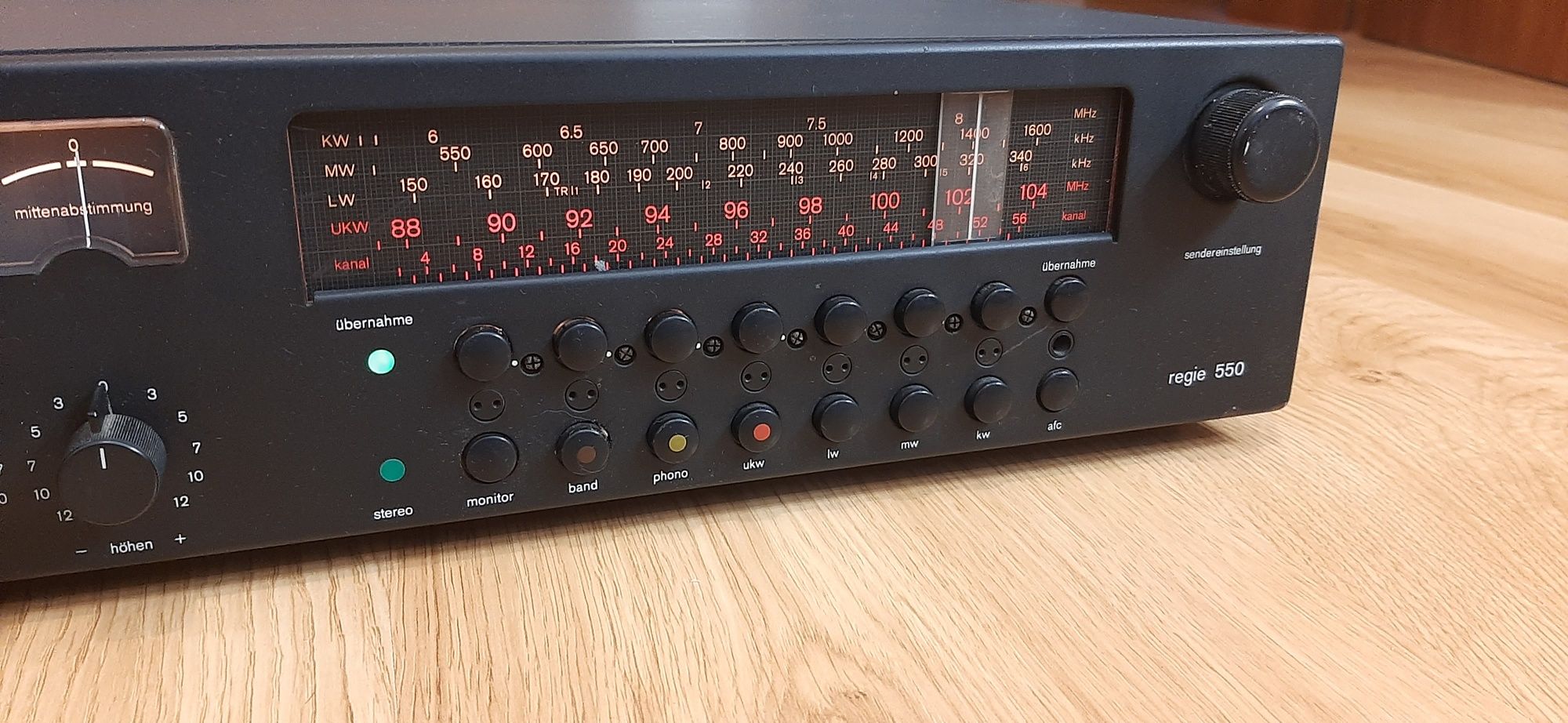 Braun Amplituner Stereo Regie 550