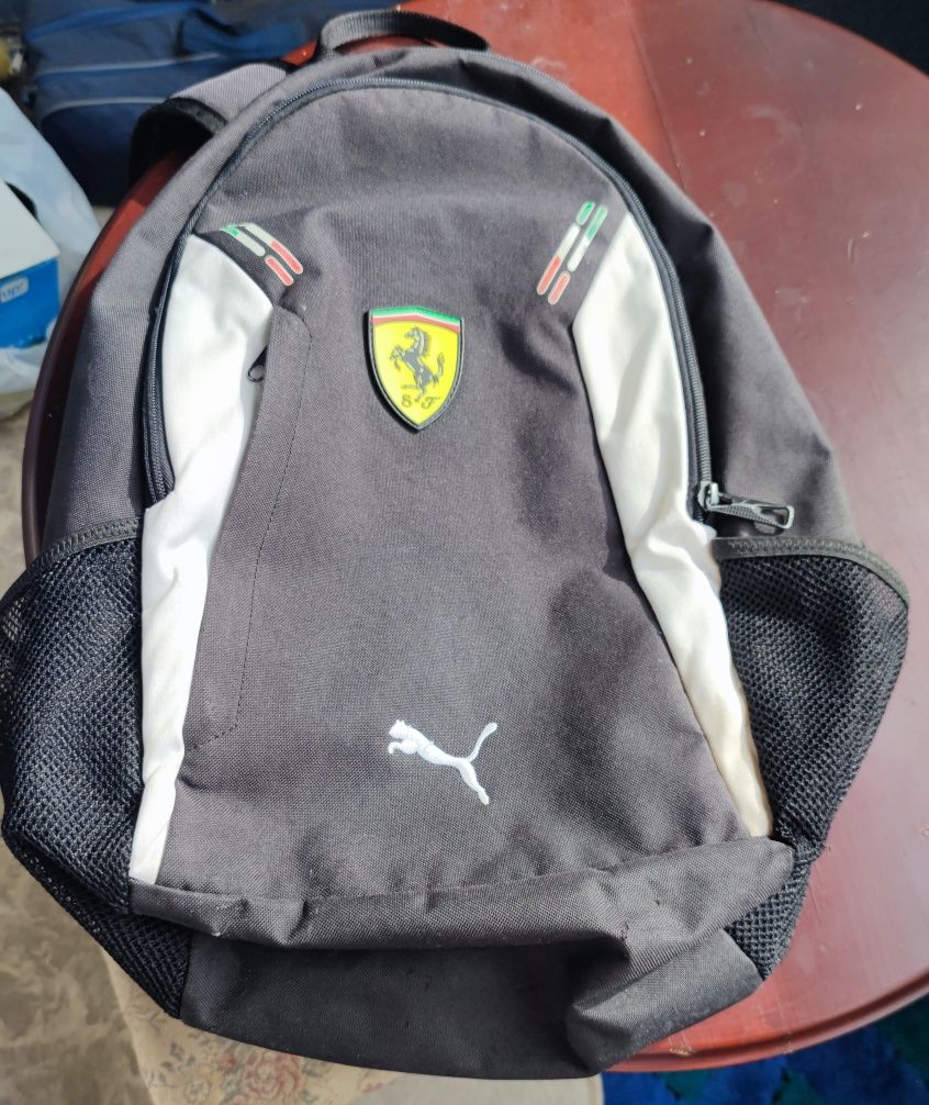 Оригинальный рюкзак Puma Ferrari