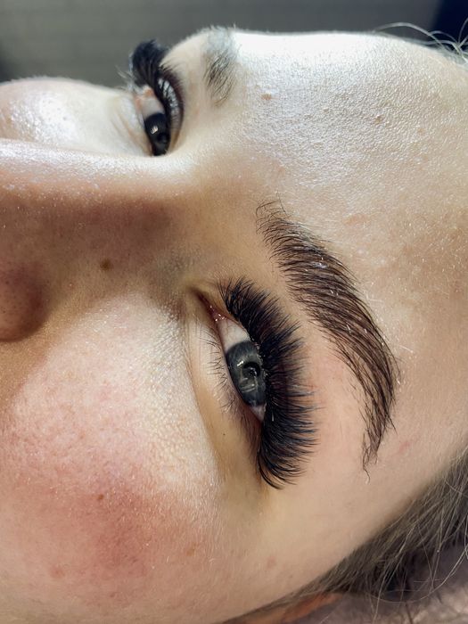 Rzęsy/ szkolenia ze stylizacji rzęs/ laminacji brwi/ henny pudrowej