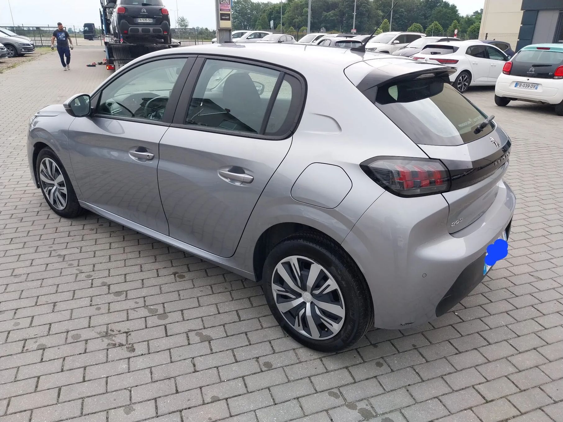 Peugeot 208 1,2 NAVI*FullLED*Lekko uszkodzony*Pali Jeździ.