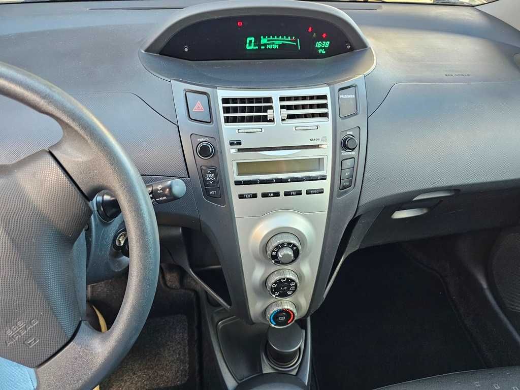 Toyota Yaris 1.0VVTi 70Cv 140.000Km 06/2008