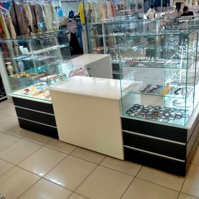 Торговое оборудование островок