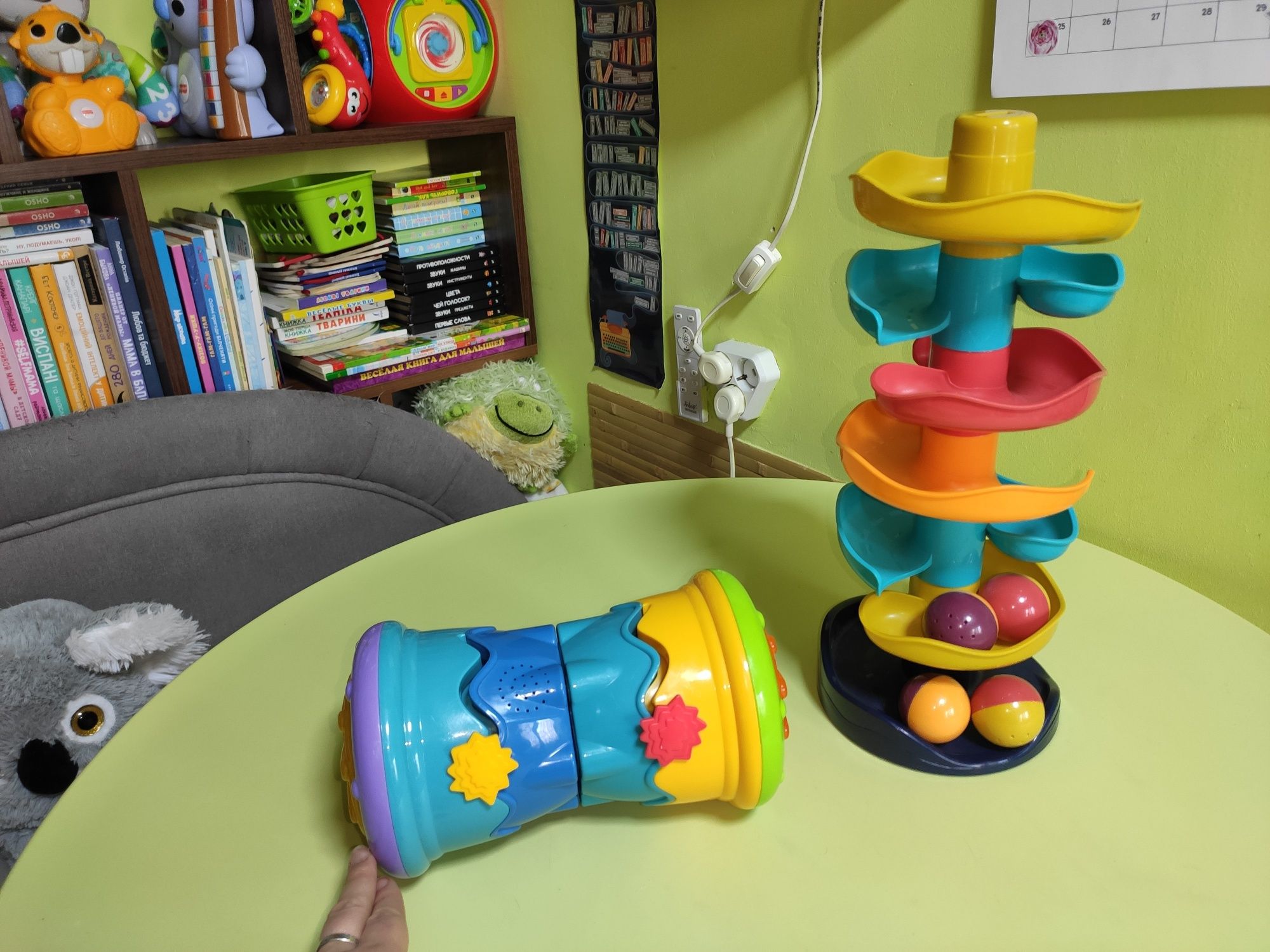 Музичний барабан Fisher price і трек для кульок