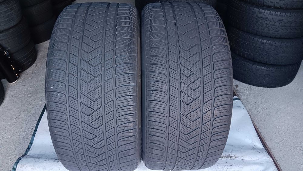 305/40/20 Pirelli scorpion
