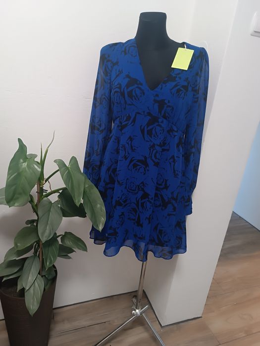 Nowa sukienka espirt M okazja