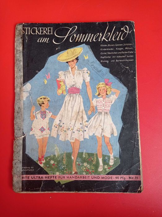 Stickerei an Pommerkleid, haft