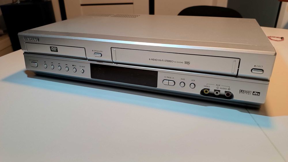SAMSUNG SV DVD40 + pilot - używany - sprawny