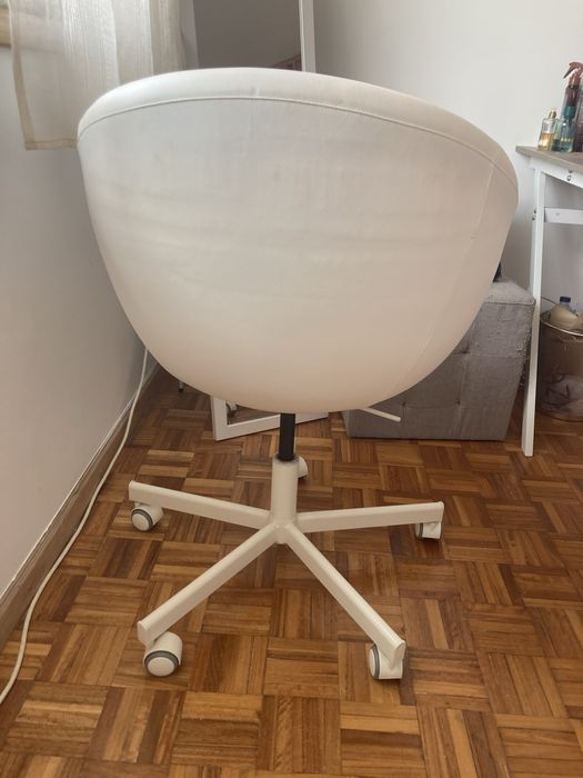 Cadeira de Secretaria Branca