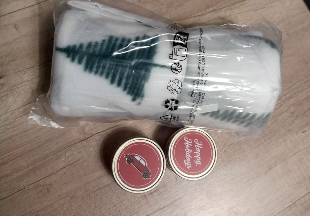 Zestaw prezentowy kocyk+ świeczki