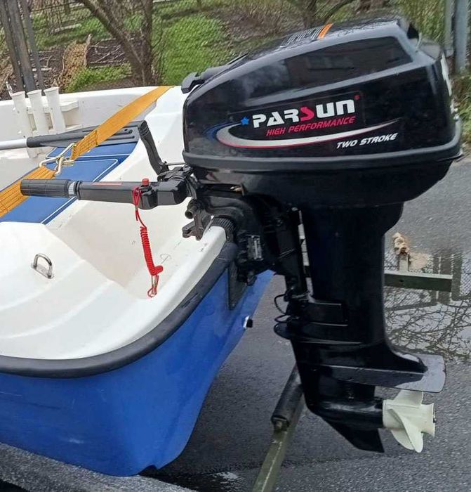 Лодочный мотор Parsun 15 двухтактный идеальное состояние
