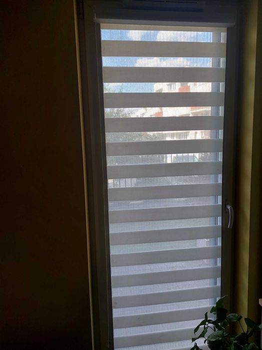 Roleta żaluzja zasłona dzień noc na okno balkonowe ostatnie 2 sztuki