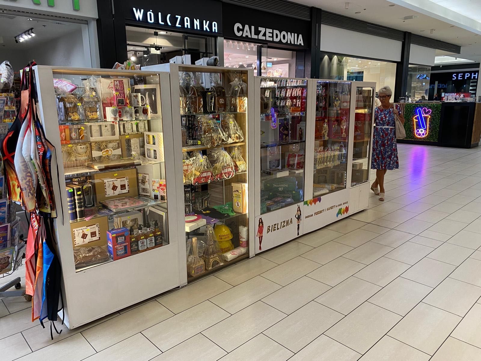 Wyspa handlowa, stoisko pasażowe,  meble do galerii handlowej