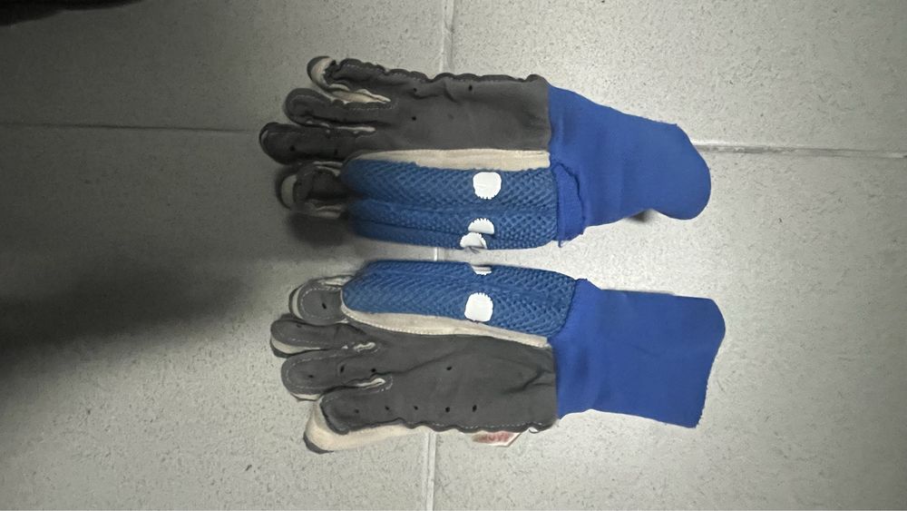 Luvas hoquei em patins