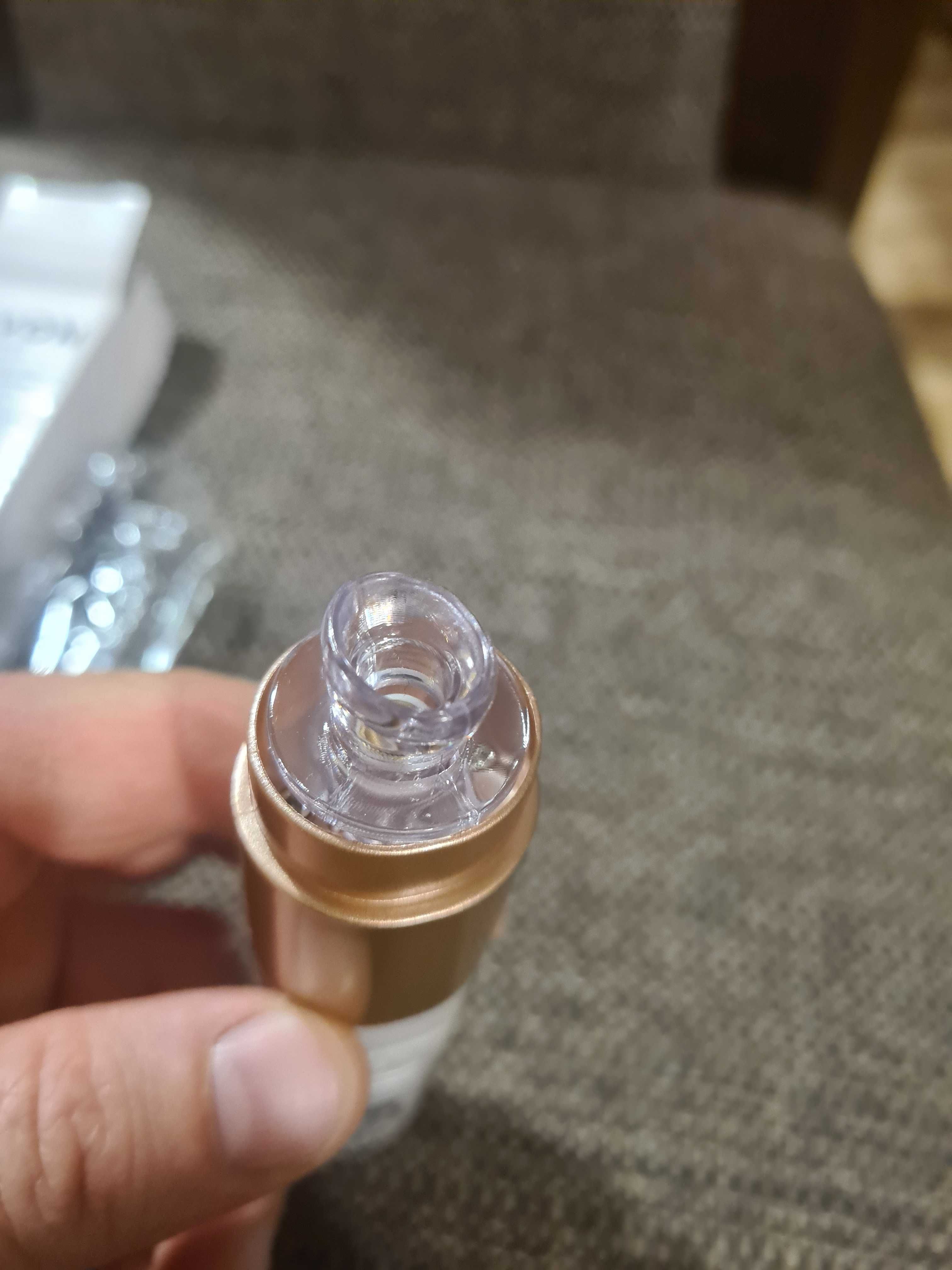 Odsysacz wągrów oczyszczacz Avon zaskórników