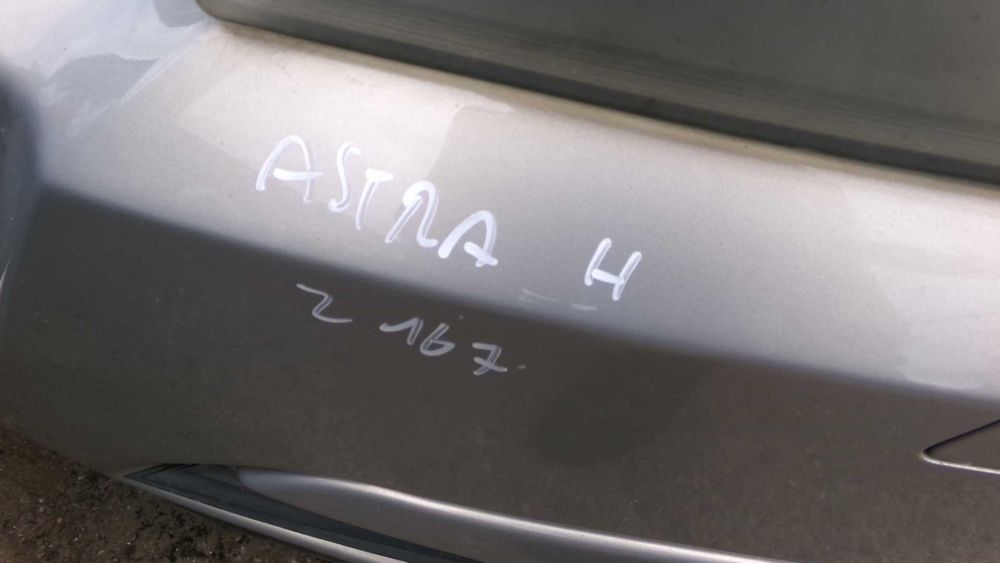Sie5 Zderzak przedni opel astra H z167 spryskiwacze wysyłka części