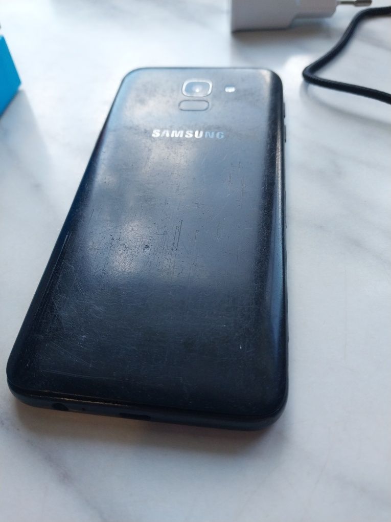 Продам Samsung j6
