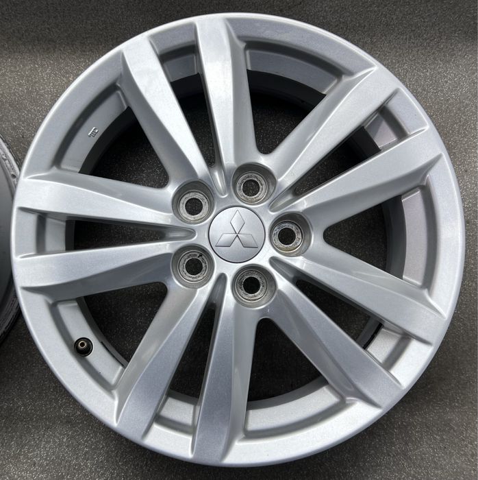 Диски R17 5 114.3 et46 J6.5 Оригінал Mitsubishi ASX outlander