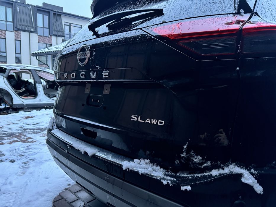 Nissan Rogue T33 Кришка Багажника Ляда Бампер Фонарь. РОЗБОРКА