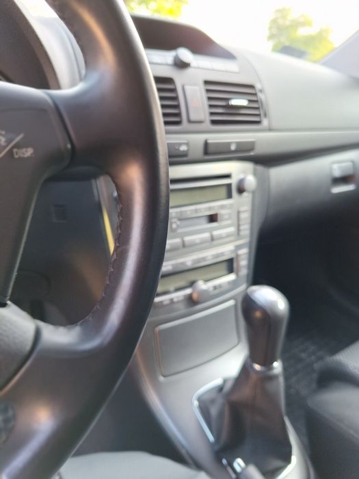 Toyota Avensis T25 combi