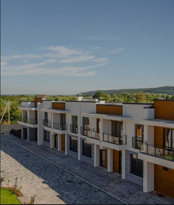 Продаж ТаунХауса в Котеджному містечку