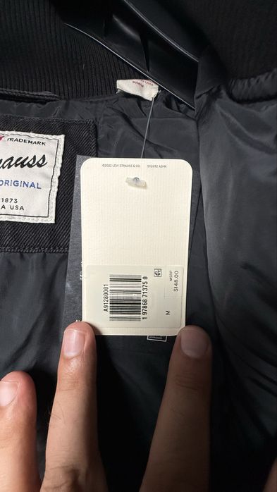 100% ОРИГІНАЛ! Жилет Levis розміри M L XL пух!