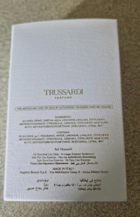 Парфумована вода Trussardi Donna оригінал