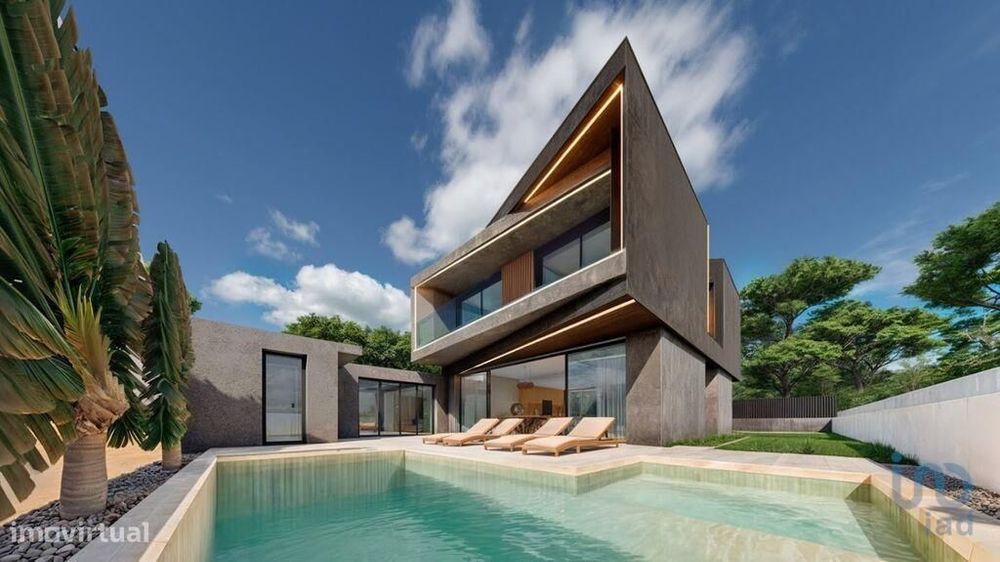 Casa / Villa T3 em Charneca De Caparica E Sobreda de 144,00 m2