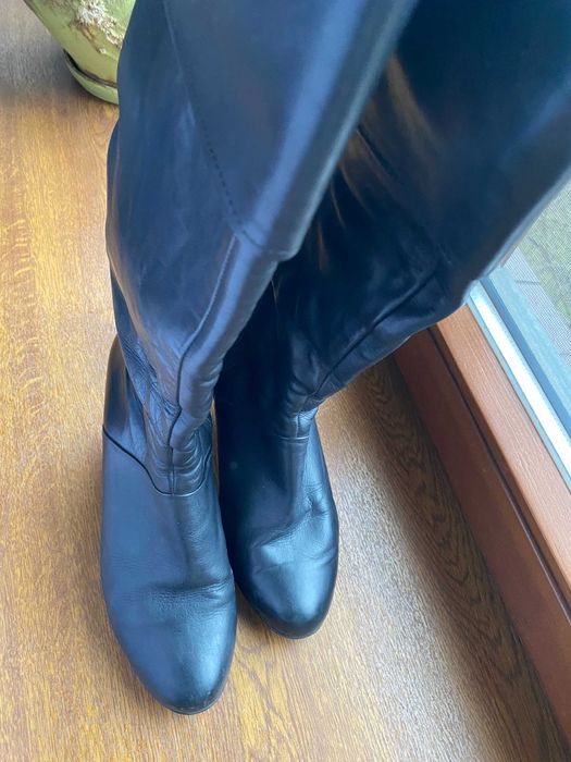 Чоботи осінні/весняні чорні шкіряні (39 розмір)