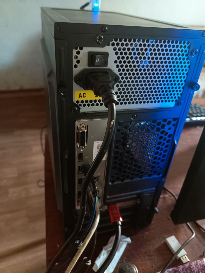 Игровой ПК i3 10100f мать b410h ОЗУ 16 gigabyte ssd 120gb hdd 1tb 1030