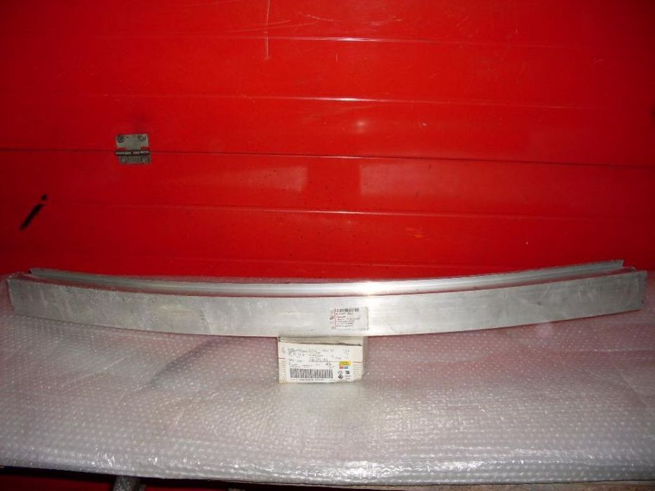 WZMOCNIENIE BELKA ZDERZAKA AUDI A3 95/03r 8L0 8L