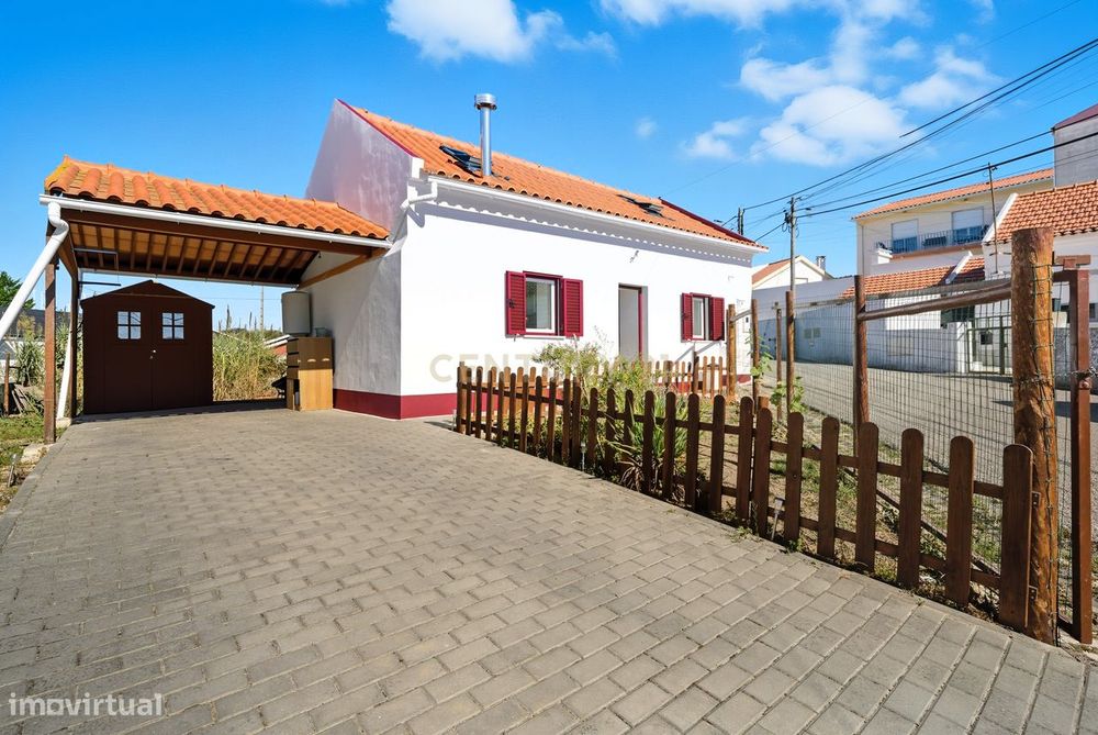 Moradia T2 renovada em Santa Maria, Torres Vedras