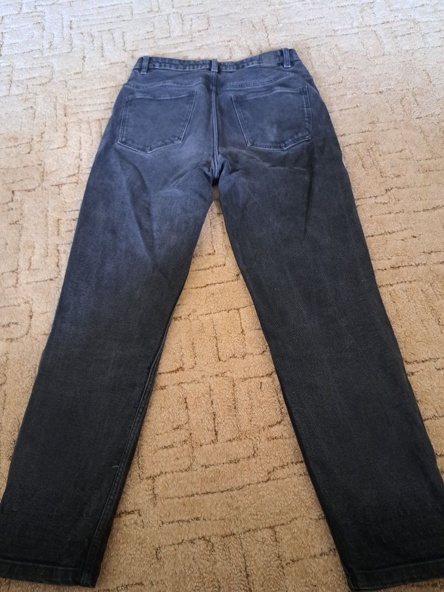 Czarne jeansy damskie rozmiar 40