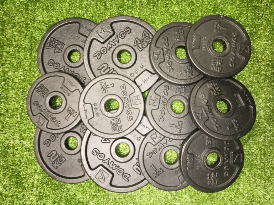 4x2kg i 8x1kg w sumie 16kg obciążenie żeliwne talerze