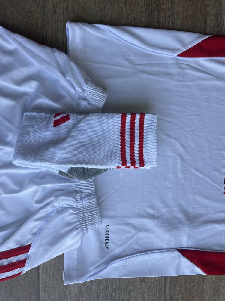 Conjunto criança Benfica ALTERNATIVO 25/26