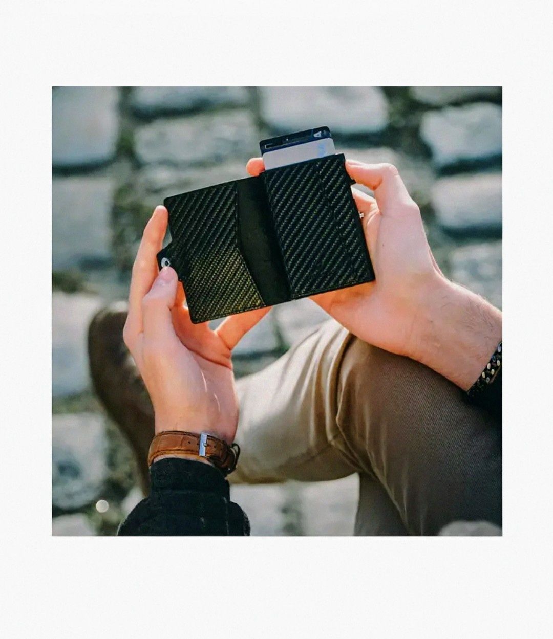 Nowy carbonowy portfel, etui na karty, dokumenty itp. Apple Air Tag!