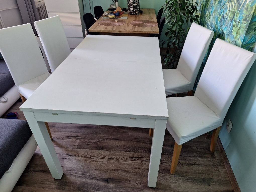 Biały drewniany  stół ikea 4 krzesła