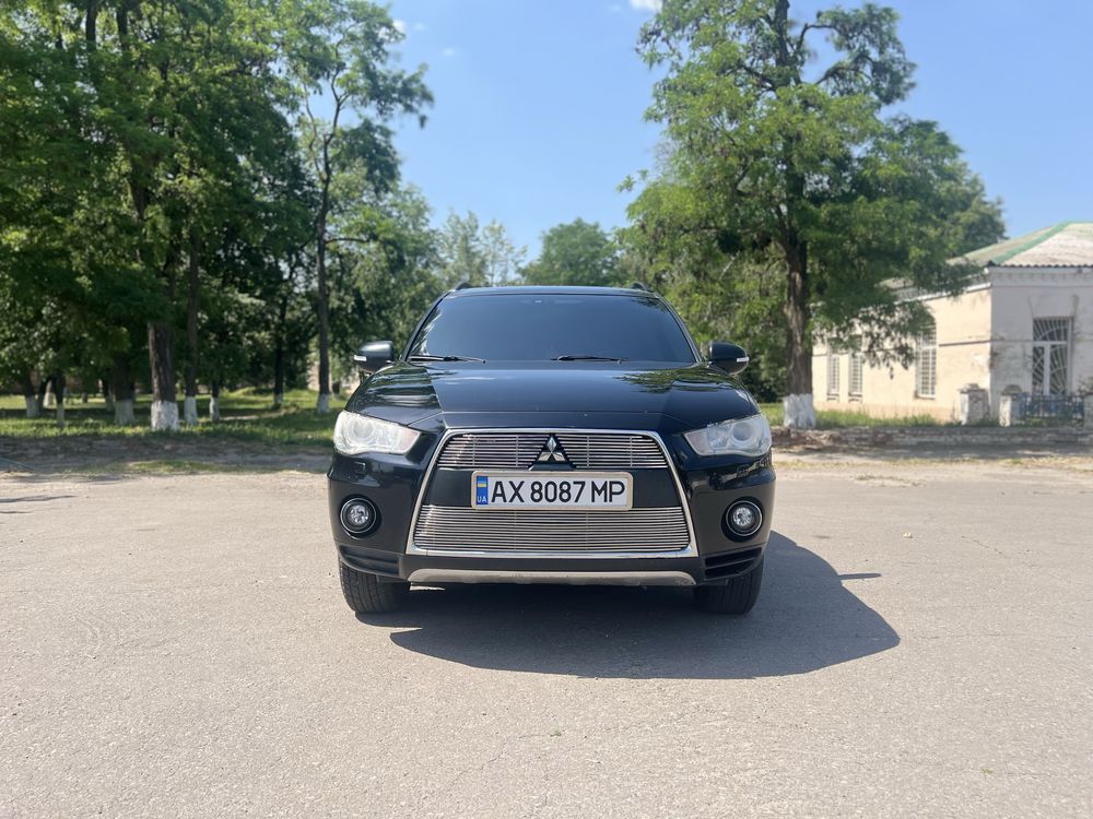Mitsubishi outlander xl