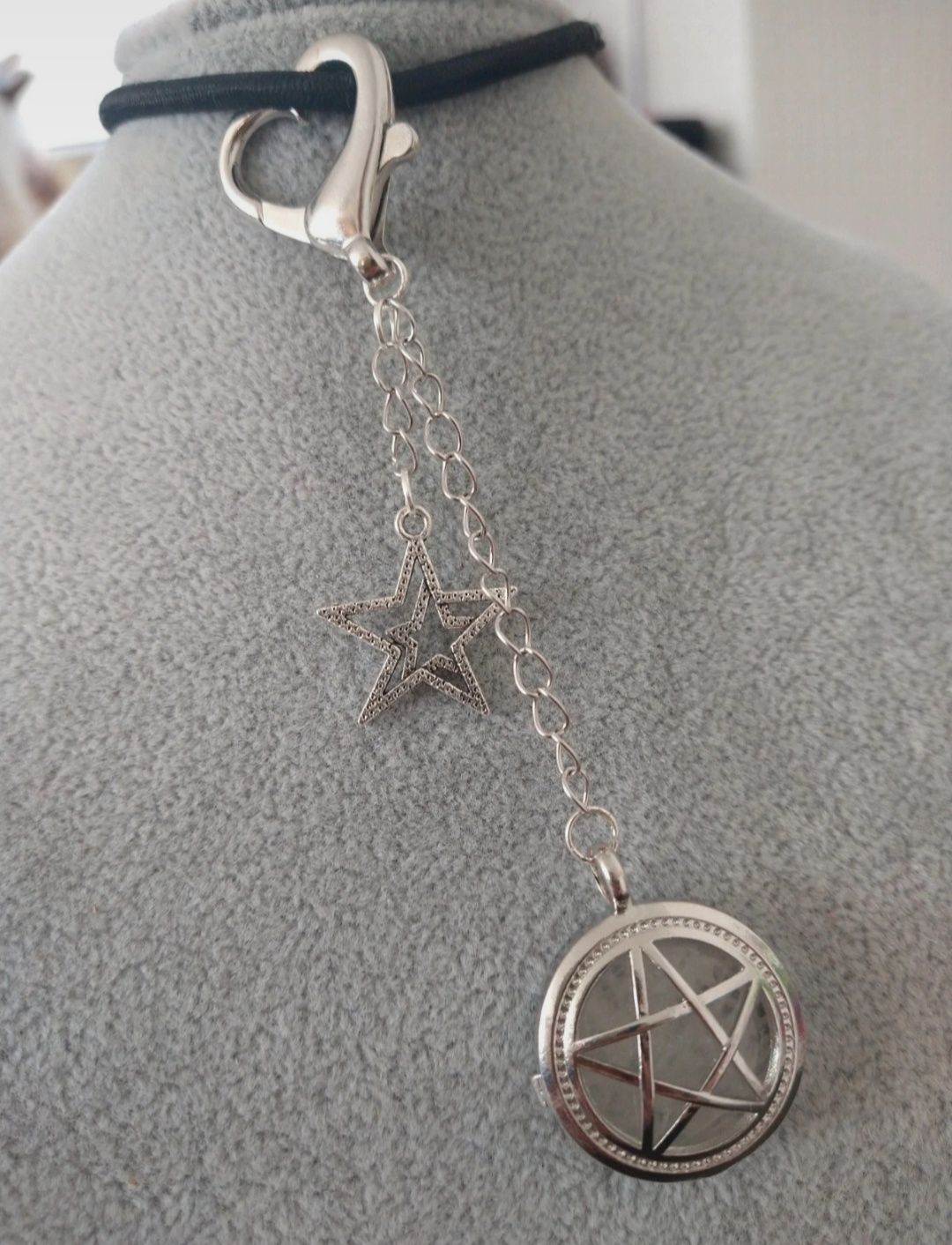 brelok pentagram gwiazda alternative goth emo witchy