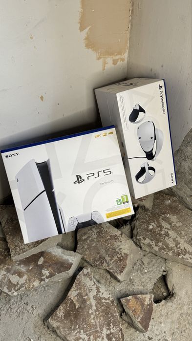 Playstation 5 VR2 в різних комплектаціях