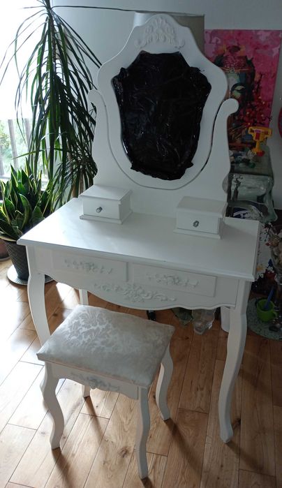 Biała toaletka+taboret