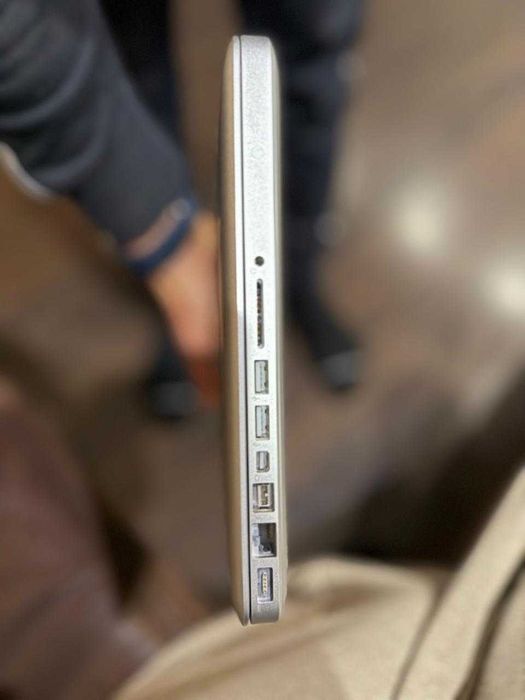 Ноутбук Macbook Pro 13 макбук бу