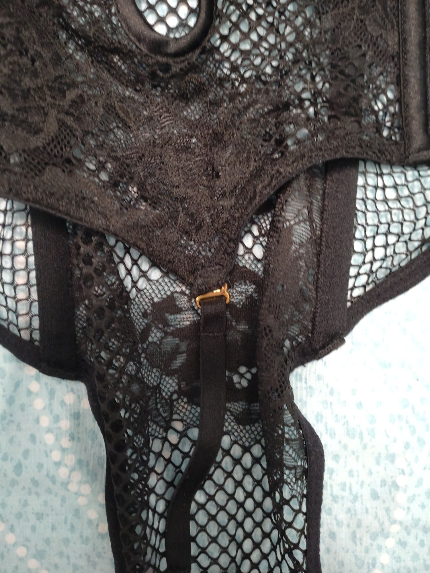 Body Victoria's Secret M stringi czarne