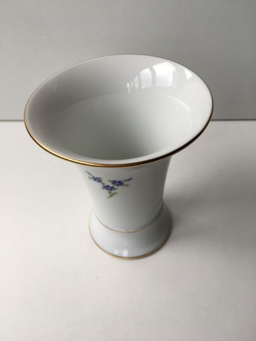 Vaso de porcelana , Hoscht,AG-159, pintado á mão, cerca 1950