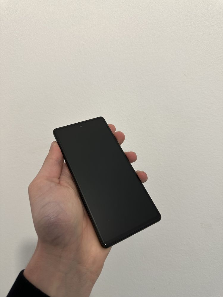 Google Pixel 6a Black 6/128gb Neverlock