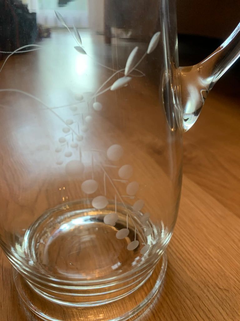szklany dzbanek na kompot, wodę, lemoniadę lub inne napoje